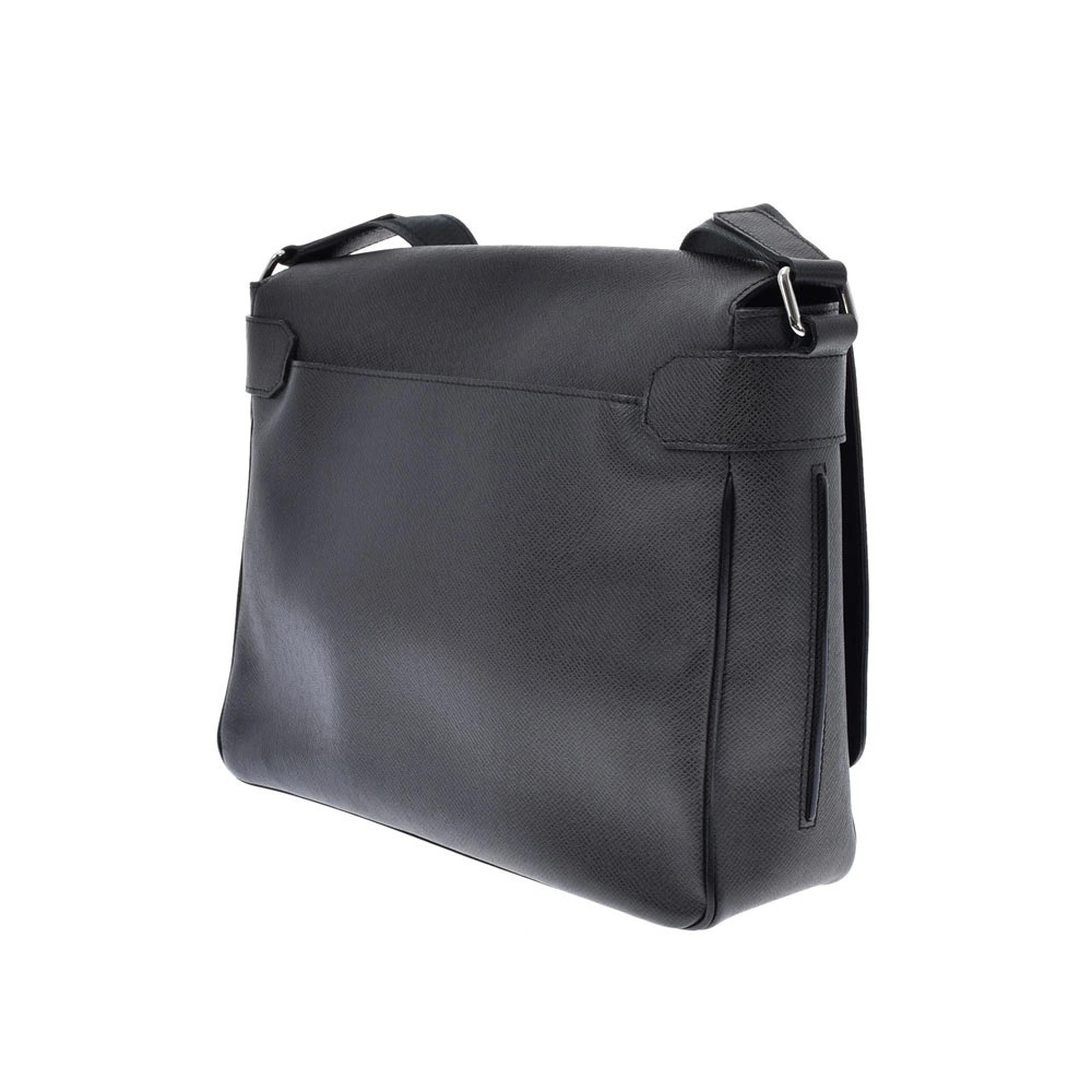 Louis Vuitton Shoulder Taiga Roman Glacier Bag Black